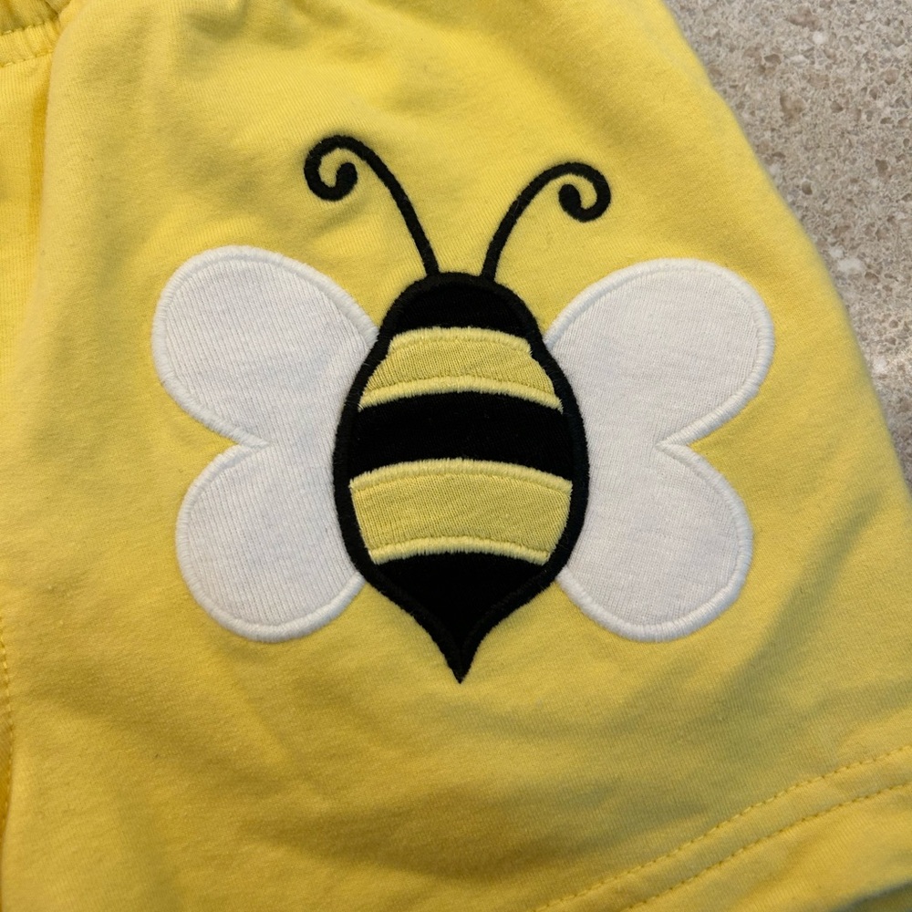 Gymboree Girls Yellow Bee Shorts Elastic Waist Size 4T - Picture 3 of 4
